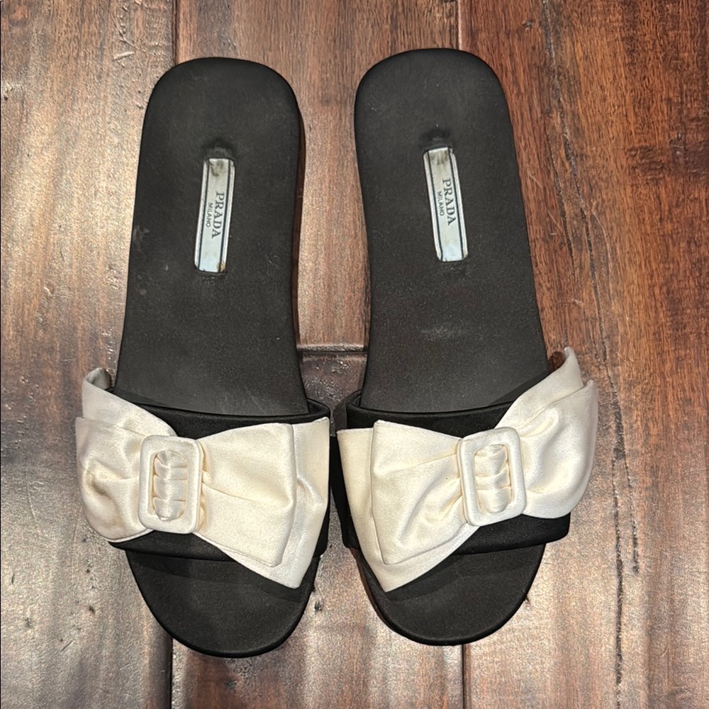 Prada Women's Black and White Bow Slides